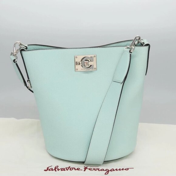 Salvatore Ferragamo Gancini Shoulder Bag Leather Silver Peppermint Auth BD070AV - Picture 12 of 16